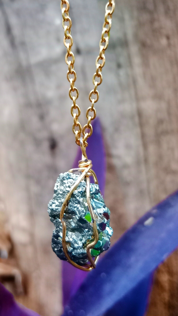 Collar de cuarzo pirita