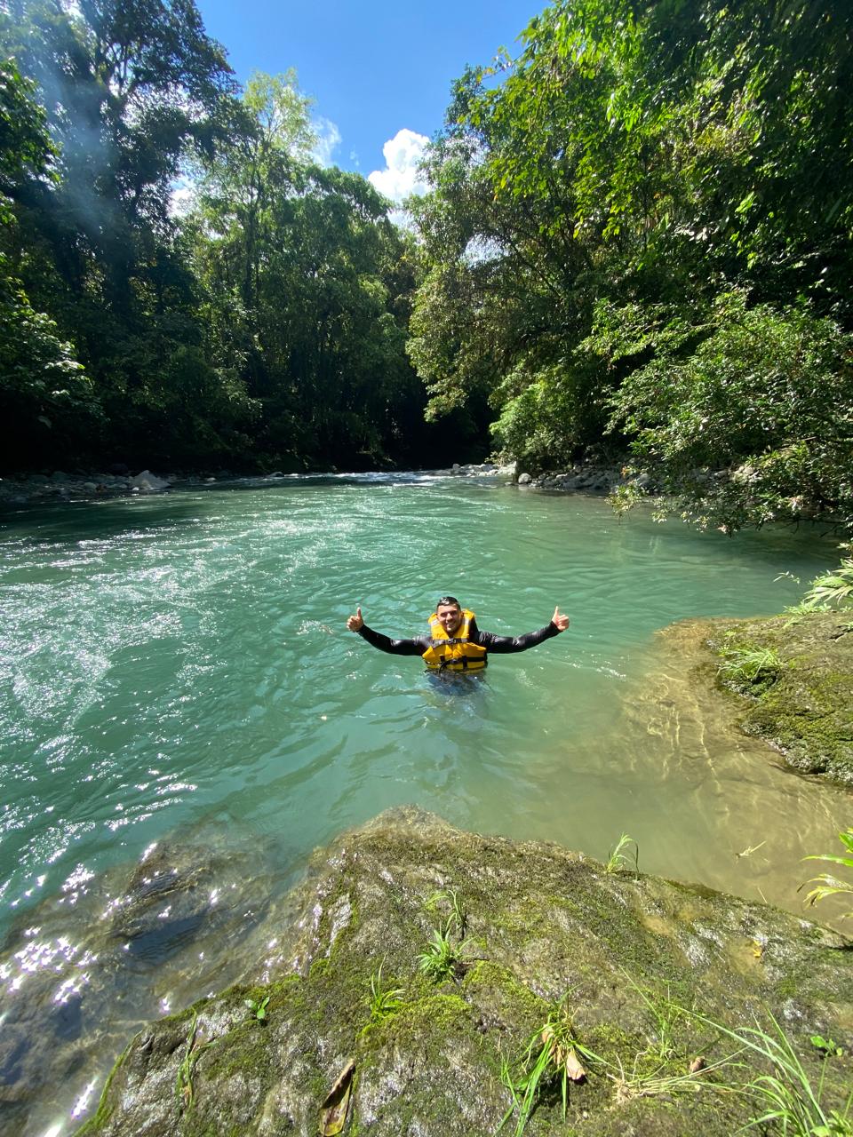 🌿 Ruta a Mutatá: Aventura, Río y Energía Ancestral 🌊🔥
