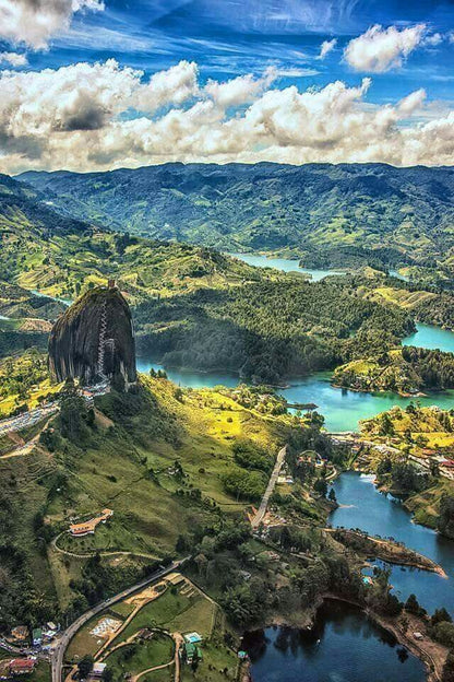 🏞️ Ruta a Guatapé – Tour Full Day desde Medellín