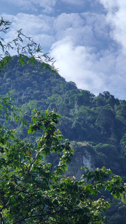 🏔️ Experiencia Cerro Tusa: La Pirámide Natural Más Grande del Mundo 🏔️