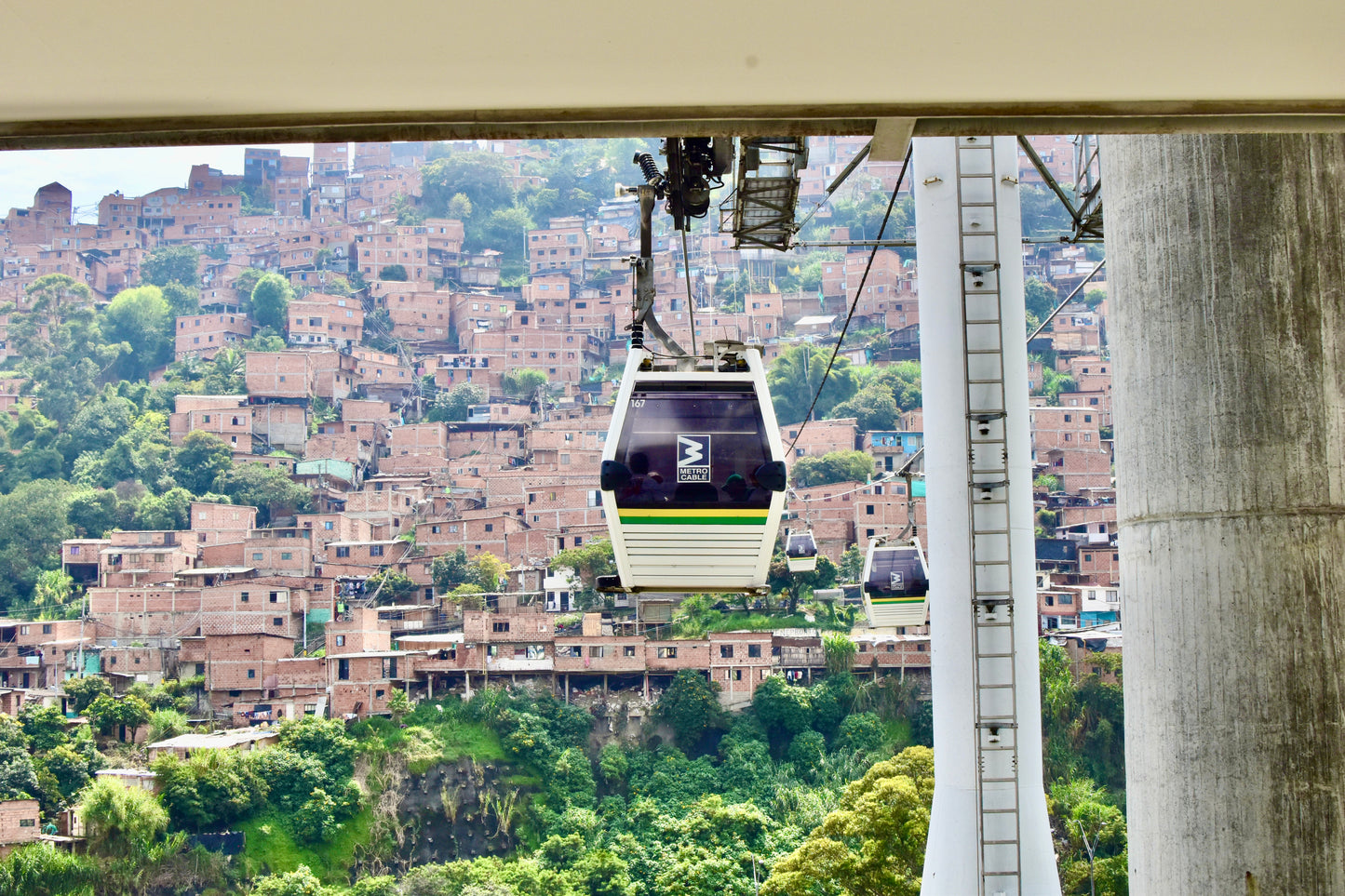 Comuna 13 Tour – Art, Culture and Social Transformation 