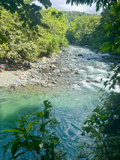 🌿 Ruta a Mutatá: Aventura, Río y Energía Ancestral 🌊🔥