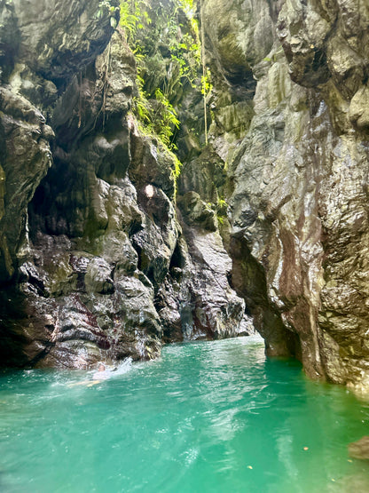 🌿 Ruta a Mutatá: Aventura, Río y Energía Ancestral 🌊🔥