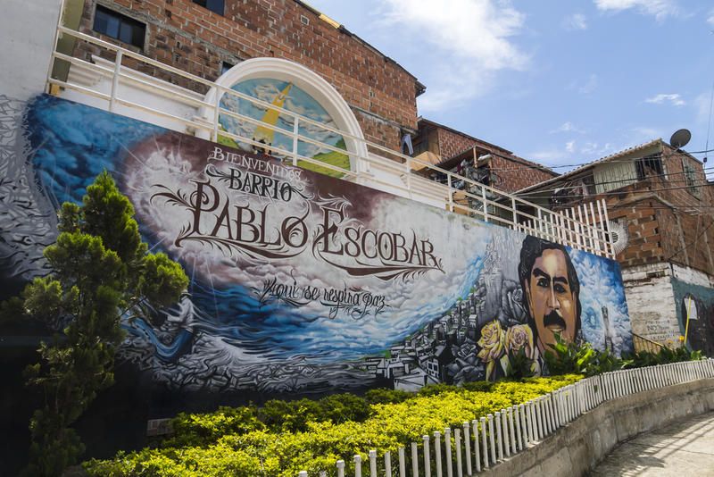 🕊️ Tour Histórico Pablo Escobar – Memoria y Transformación