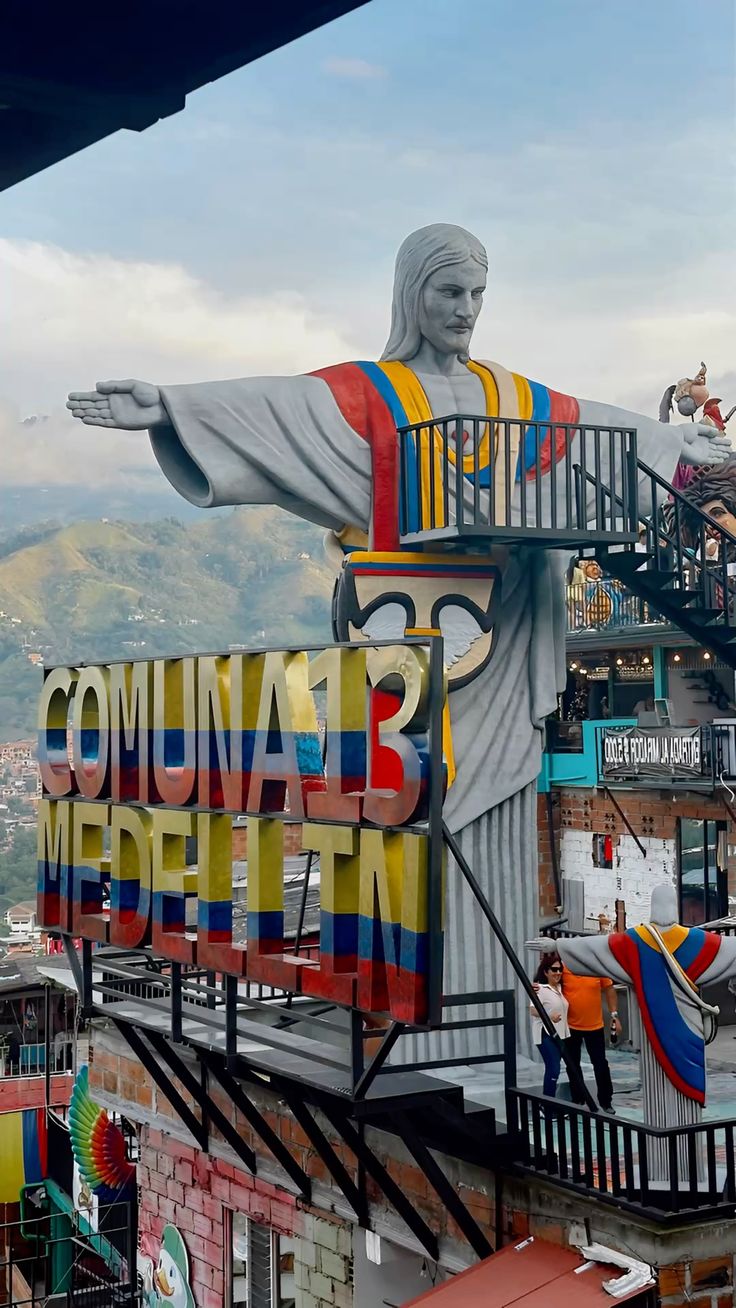 🏍️ Ruta en Moto – Medellín Auténtico (3 horas)